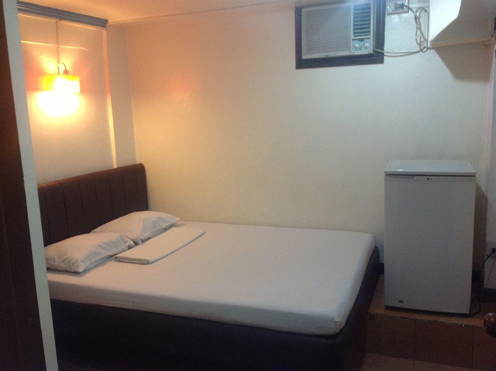 Gaius Inn Manila Exterior photo