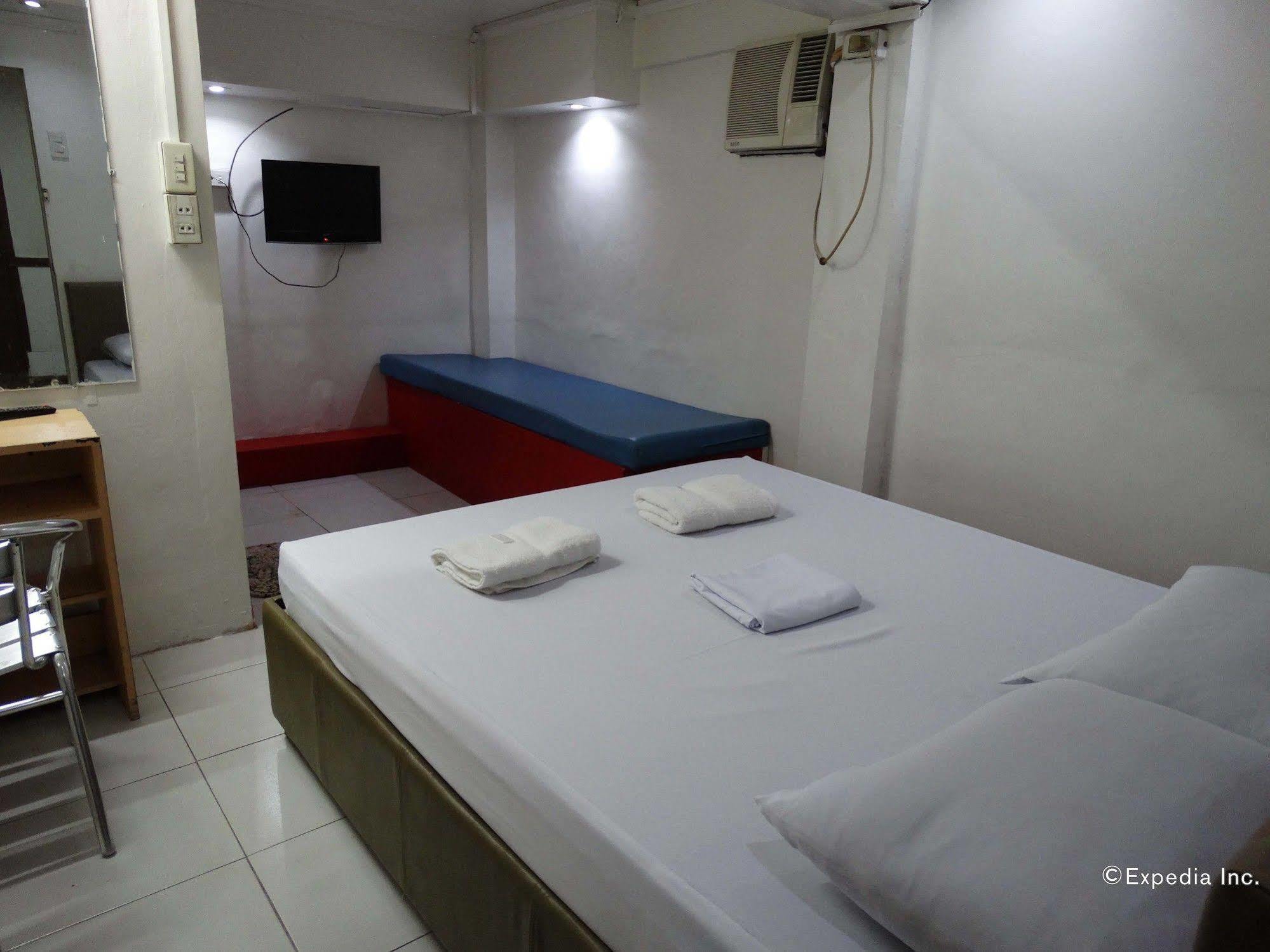 Gaius Inn Manila Exterior photo